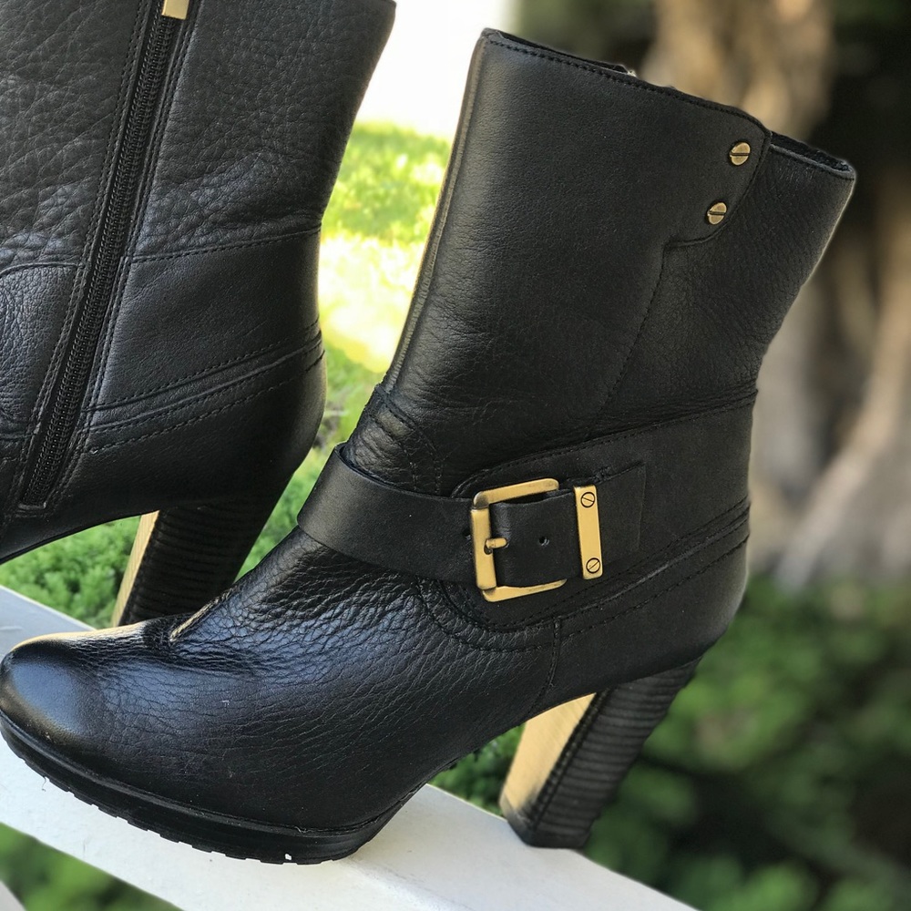 Clarks Heeled Black Leather Boots Size 6 - Picture 3 of 8